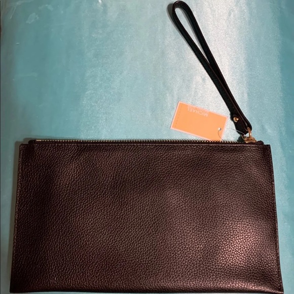 Michael Kors Wristlet - Picture 2 of 4